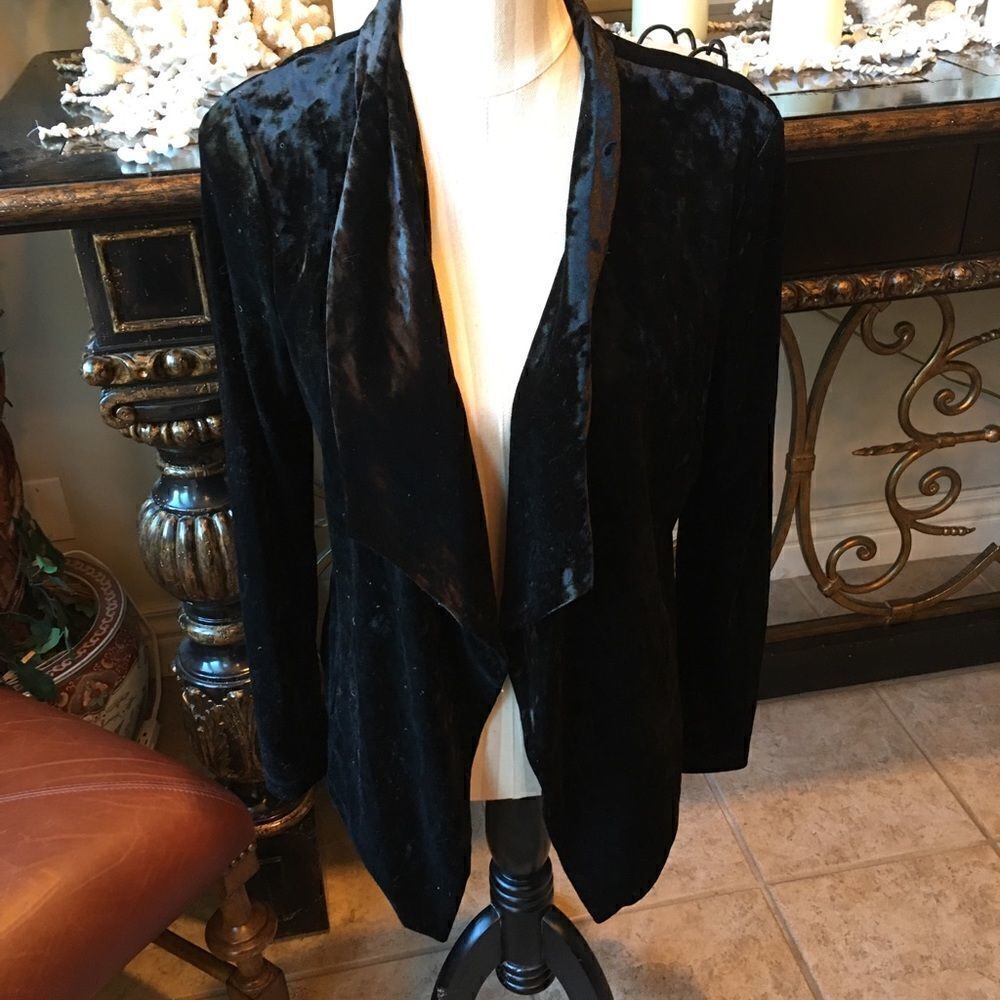 14 Luxurious Blazer BCBG - A perfect accompaniment - Picture 6 of 8